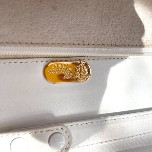 VINTAGE GUCCI White Leather & Gold Strap Crossbody Clutch / Purse 406 004 626 - Picture 14 of 16
